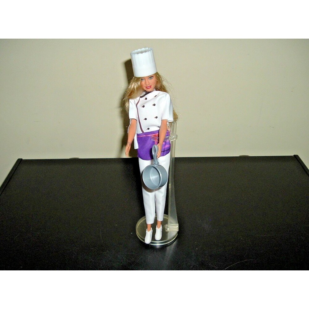 2015 Barbie Careers Chef Doll with Uniform and Blue Pot Complete Excellent